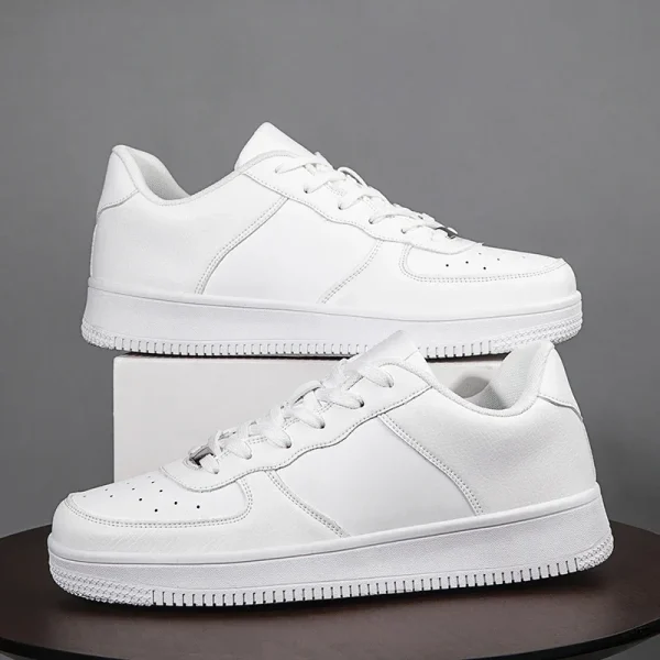Zapatos deportivos básicos para hombre, calzado informal, color marrón y blanco, a la moda, para verano y otoño, talla grande 45 46