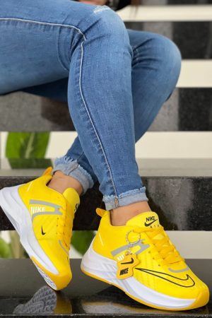 Nike Runnin Llavero Amarillo